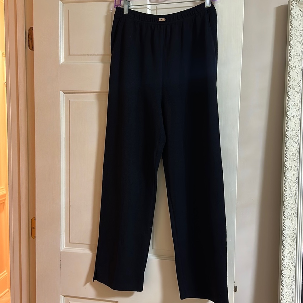 St. John sports knit pants size medium